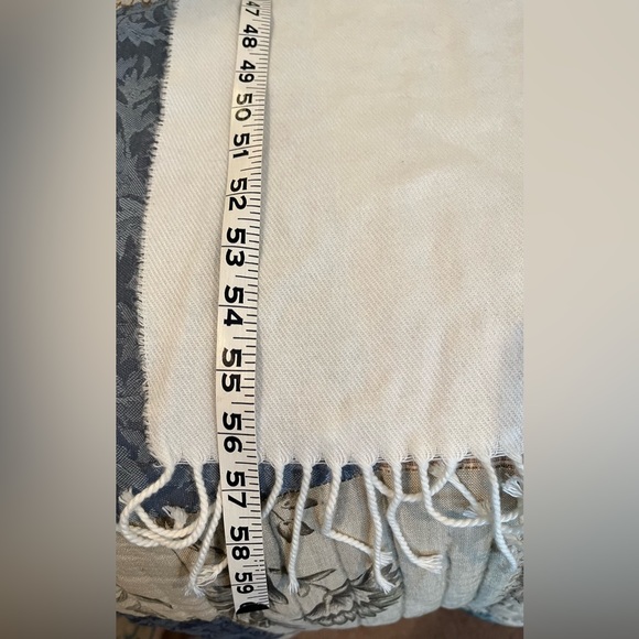 Cejon Scarf- Made in Italy - Picture 4 of 5